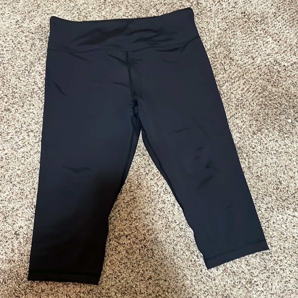 Zyia capris